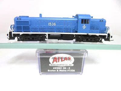Atlas Classic 42081 N Scale Boston & Maine Alco RS-3 Diesel Locomotive 1536 - Image 1 of 4