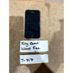 Apple iPhone 4s A1387 iOS Smartphone Black 3.5" LCD 8.0MP Micro-SIM (8GB+512 MB) - Picture 1 of 14