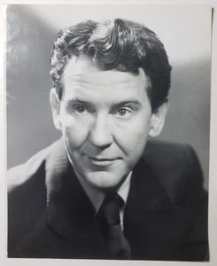 Foto publicitaria original de Broadway Burgess Meredith - “I Was Dancing” (1964) - Imagen 1 de 2