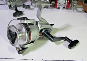 Daiwa RS1600 Spinning Reel, L/R, 185yds/10lb, BB, Ft. Drag, Anti-Rev - VGUC - Picture 1 of 9