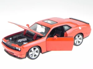 Dodge Challenger SRT orange diecast model car Maisto 1/24 - Picture 1 of 7
