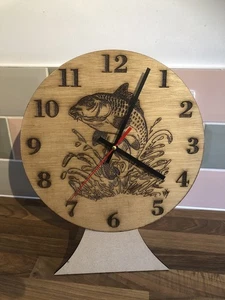 Fish Clock - Picture 1 of 5