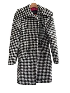 Cappotto donna Guess misto lana pied de poule piccolo bianco e nero - Foto 1 di 7