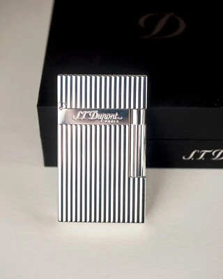 Neu: S.T. Dupont Feuerzeug Ligne 2 groß  Silber gestreift 016817 - Bild 1 von 4