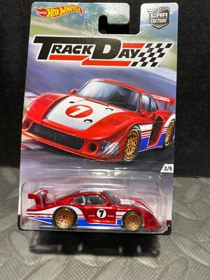 1/64 HOT WHEELS REAL RIDERS TRACK DAY 1978 PORSCHE 935 #7 RED 2/5 - Image 1 of 2