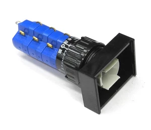 Nuevo interruptor iluminado momentáneo rectangular de 3 velocidades 5/8" EAO 31-123.025. ES - Imagen 1 de 1