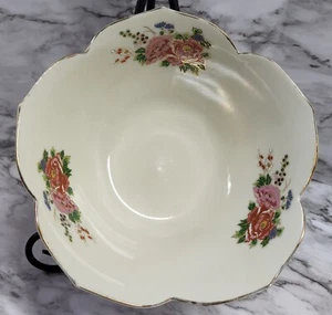 Vtg Japanese Porcelain Peacock Satsuma Bowl Gold Accents Flower Shape Scratch - Picture 1 of 8