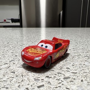 Disney Pixar Cars - rust-eze - Lightning McQueen #95 Diecast