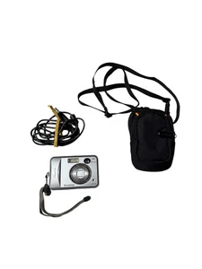 Fotocamera digitale Fujifilm FinePix A345 4,1 megapixel argento testata con custodia e cavo - Foto 1 di 3