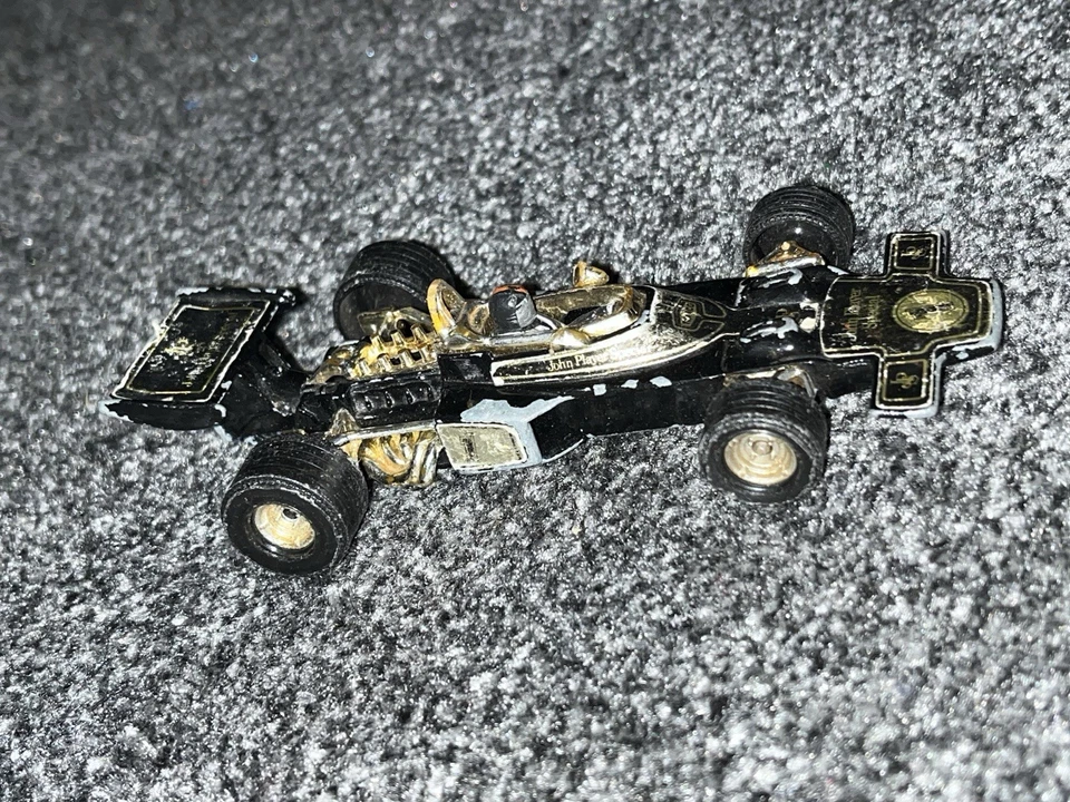 Coche de juguete de carreras Corgi John Player Special F1 1:36 modelo vintage Ford negro #210 Foto 1 de 3