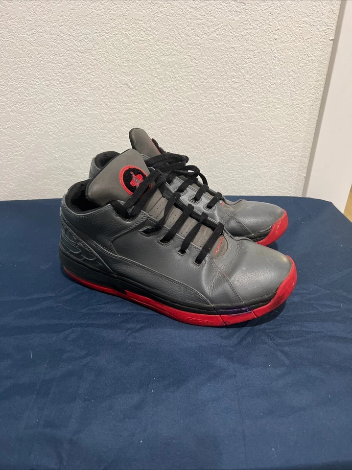 Размер 12 - Jordan Ol школа низкий серый спортзал красный - Изображение 1 из 1