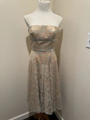 Vestido romántico de encaje sin tirantes Carmen Marc Volvo Signature/talla 6 Foto 1 de 4