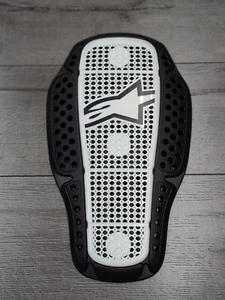 ALPINESTARS NUCLEON KR-1i BACK PROTECTOR INSERT | SIZE MEDIUM | CE LEVEL 2 - Picture 1 of 3