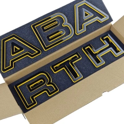 KILLALLCHROME Parrilla delantera Abarth 595 letras 500 serie 4 (2016-2024) negro + amarillo clip encendido