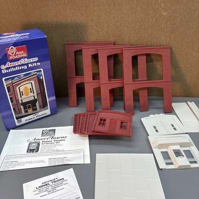 Ameri-Towne O Scale Palace Theater #867  Building Kit, NIB   - Image 1 of 4