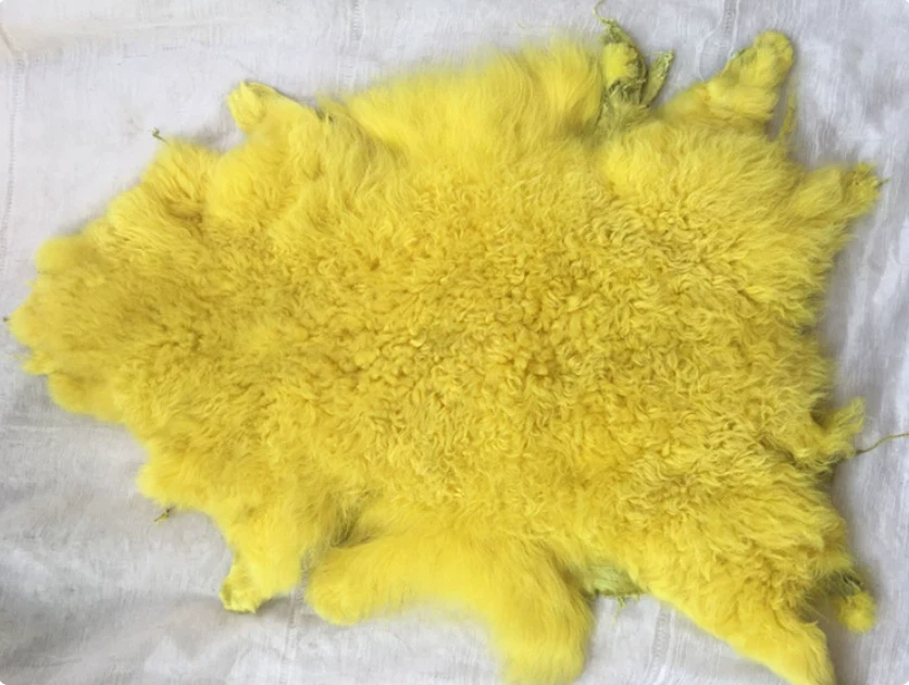 1 PÇS TAPETE COBERTOR PELE DE CORDEIRO MONGOL PELE DE CARNEIRO PELE DE TIBETANO REAL BRANCO - Imagem 1 de 4