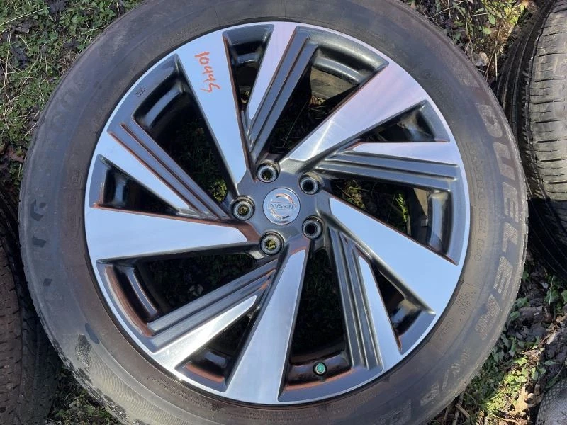 Rueda trasera derecha Nissan Murano 2015-2018 20x7,5 V radios estado B 51036 Foto 1 de 4