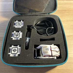 Anki Cozmo Roboter mit Originaltasche - Bild 1 von 4