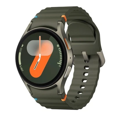 Samsung Galaxy Watch 7 40mm Green Bluetooth Smartwatch - Image 1 of 2