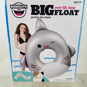 Squishmallow Gordon Shark Pool Floaty - Bild 1 von 5