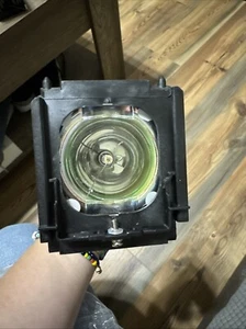 OEM BP96-01472A Lamp & Housing for Samsung TVs with Philips bulb inside - Picture 1 of 7