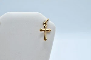 18k Vintage Gold Cross Pendant/Charm. 1.1gr - Picture 1 of 5