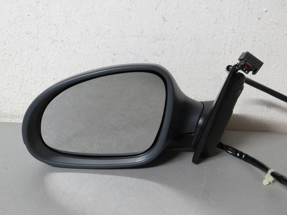 2006 2007 2008 2009 2010 VOLKSWAGEN PASSAT LEFT SIDE DOOR MIRROR WITH PUD - Image 1 of 4
