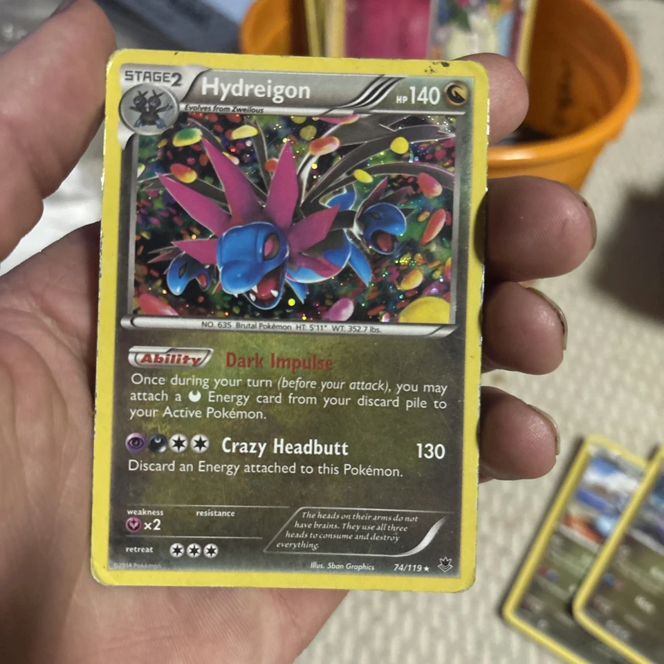 Hydreigon Pokémon Trading Card Stage 2 Rare Foil Holo 140 HP - Image 1 of 1
