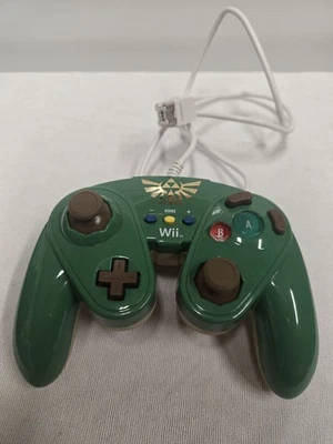 Controlador Nintendo Wii Zelda Link GameCube Style con cable Fight Pad Foto 1 de 3