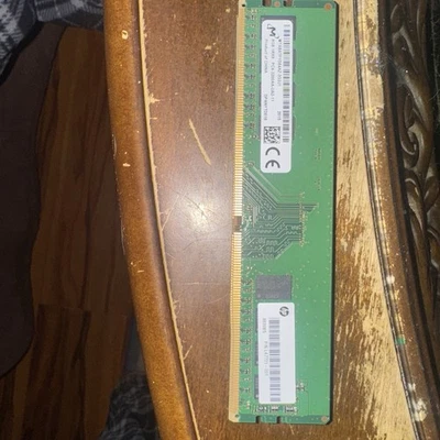 Micron 8GB 1Rx8 PC4-3200AA-UA2-11 MTA8ATF2G64AZ-3G2E1  Desktop DIMM - Image 1 of 2