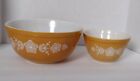 Vintage Pyrex Butterfly Gold Nesting Mixing Bowls #403 2.5Qt, #401 1 1/2 Pt Set