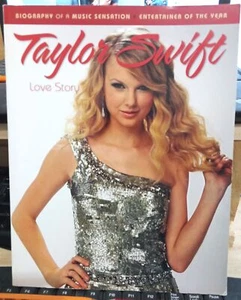 Libros de Triumph TAYLOR SWIFT: LOVE STORY SC libro - Imagen 1 de 1