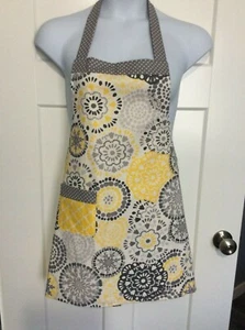 Handmade reversible apron - Picture 1 of 3
