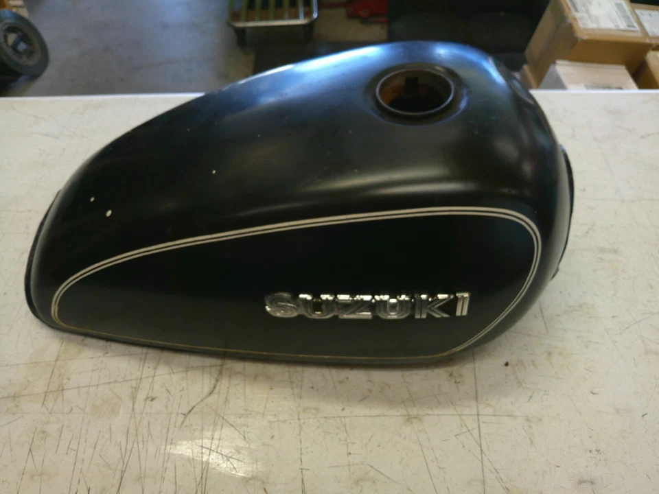 Tanque de gasolina Suzuki GS 450 GS450L 1980-1988 Foto 1 de 4