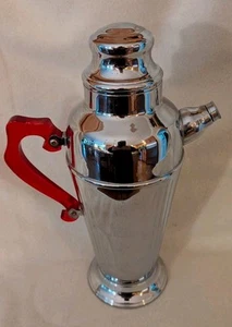 Vintage Retro Chrome Cocktail Shaker Red Bakelite Handle Stainless Twist Top 13” - Picture 1 of 7