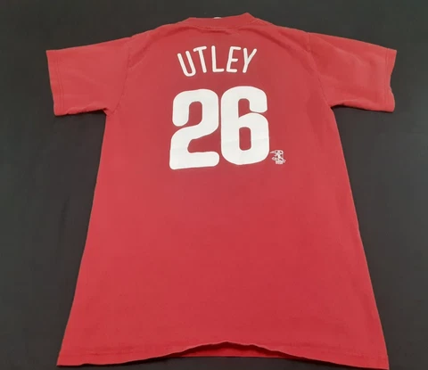 Chase Utley Jersey T Shirt Sz Medium Mens Red Majestic Philadelphia Phillies #26 Cover