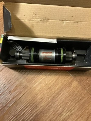 FSA Platinum Isis Bottom Bracket 73x108 - Image 1 of 4
