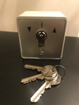 ROLLER SHUTTER KEY SWITCH  GEBA - GENUINE - BE AWARE OF COPIES - image 1 of 3