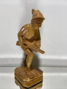 VTG. Hand Carved Wood Folk Art Figural Hunter Sculpture Statue Art - Picture 1 of 18