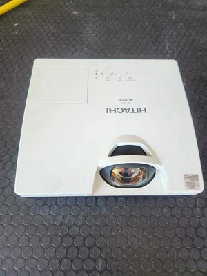 hitachi CP-D10 projector - Image 1 of 4