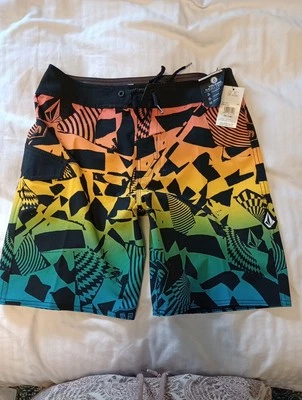 Boy's Youth Volcom Mod Tech 29    18 Uproar  Mod Board Shorts Swim  Nwts - Image 1 of 4