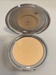 T. LeClerc Paris Pressed Powder Abricot 0.34oz/10g - Picture 1 of 5