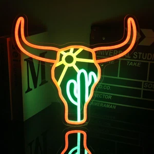 Insegna al neon Bull Cactus Sun Texas Longhorn Bull luci al neon per camera da letto Western La - Foto 1 di 7