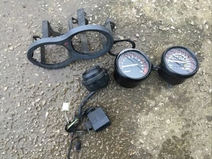 Yamaha FZ600 FZ 600 Uhren Tacho Taco usw - Bild 1 von 8