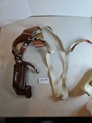 nice Smith & Wesson 43-32 Brown Leather Shoulder Holster Right Handed 18d66 - Image 1 of 4