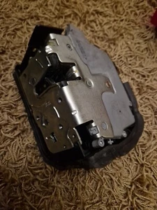 BMW 3er E46 Cabrio Coupe original Drehfallenschloss Türschloss Schloss rechts  - Bild 1 von 3