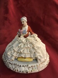 Figura Capodimonte Italiana Luigi Fabris Porcelana Encaje Dama con Flores - Imagen 1 de 9