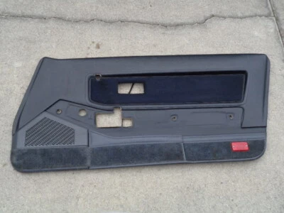 Nissan 300ZX 1986 (2+2) puerta delantera panel interior cubierta lado derecho OEM Foto 1 de 4