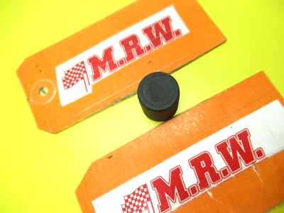 AC A/C LINE HOSE AIR COMPRESSOR VALVE STEM CAP FREON for SATURN ION COBALT G6 G5 - Image 1 of 4