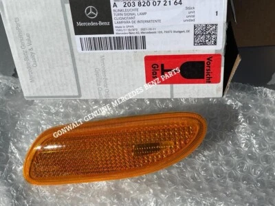 Mercedes Benz Genuine C230 C240 C320 C32 AMG 01-07 Left Blinker Lamp 2038200721 - Image 1 of 3
